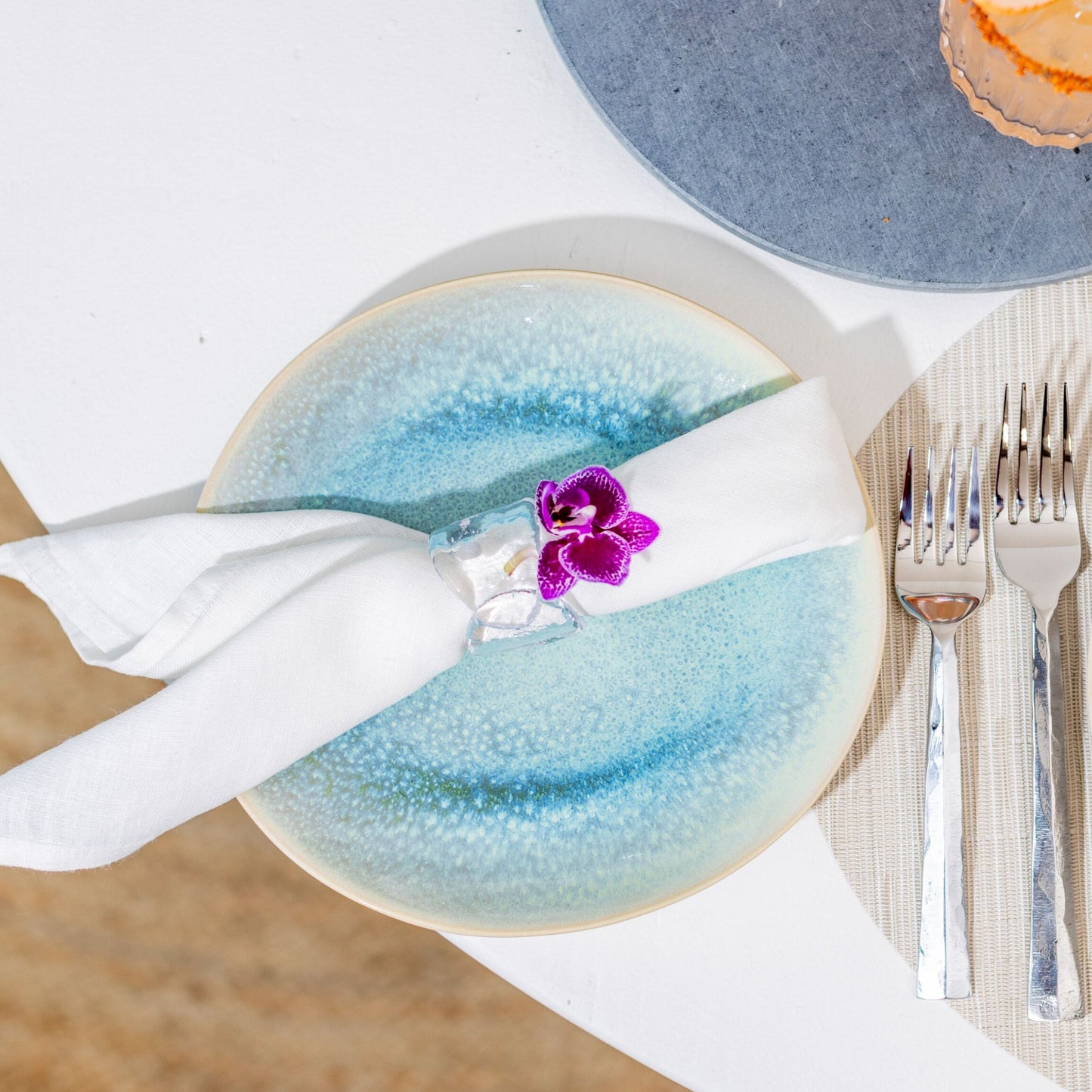 Barre Dinnerware – Lagoon