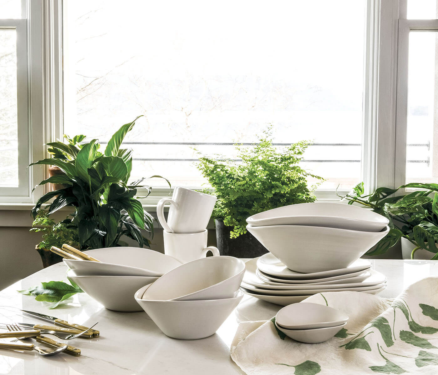 Barre Dinnerware — Alabaster