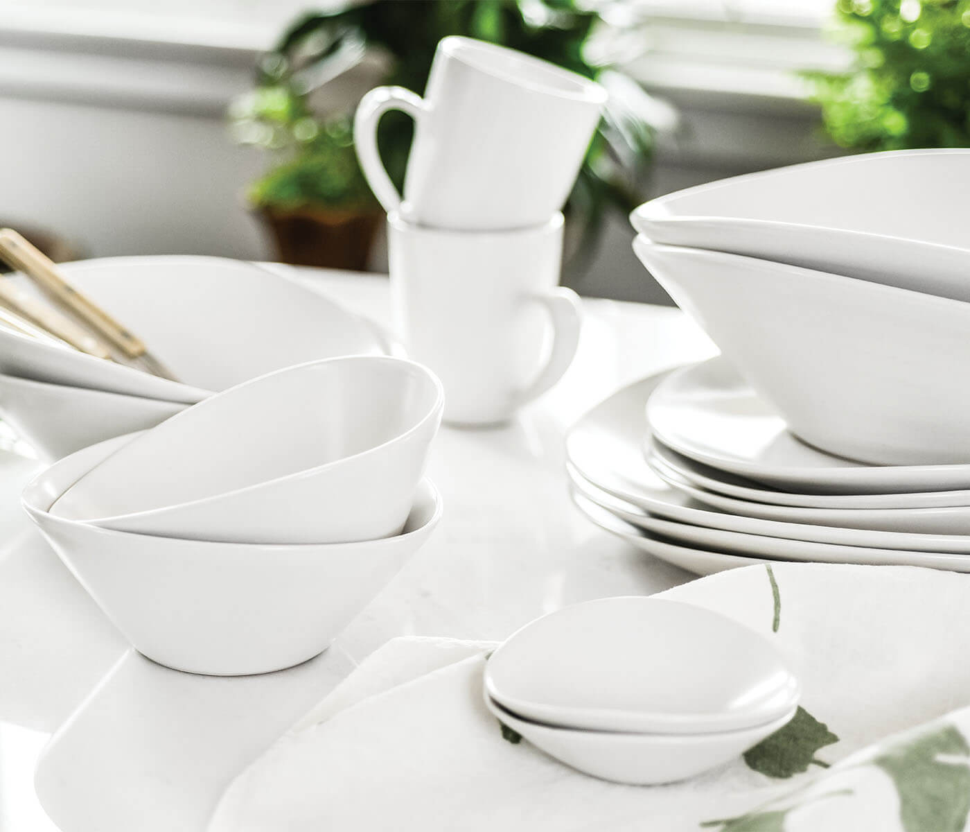 Barre Dinnerware — Alabaster