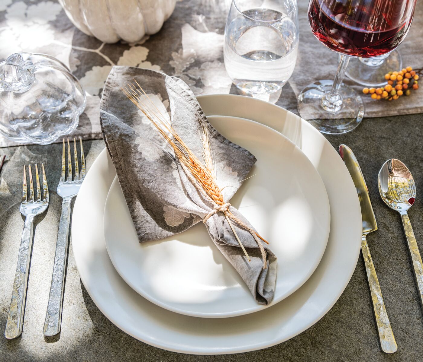 Barre Dinnerware — Alabaster